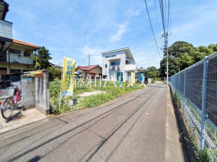 接道状況および現場風景　【西東京市緑町２丁目】 建物のプレゼンをさせていただきますので、実際の完成イメージを思い描いていただくことができます。お気軽にお問合せ下さい。 ／撮影日2025/06/30