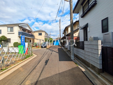 接道状況および現場風景　夜間や平日の見学も可能です。お客様のお家探しを徹底的にサポートいたしますのでお気軽にお問い合わせください。【新座市野火止５丁目】／撮影日2025/06/01