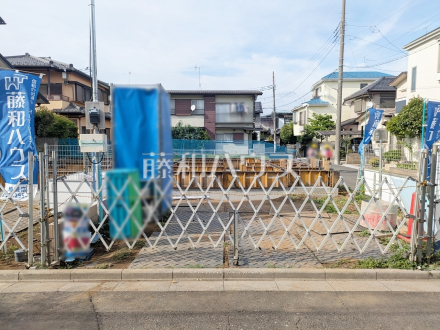周辺は落ち着いた雰囲気の住宅地です。小さなお子様がいるご家庭も安心です。　【新座市野火止５丁目】／撮影日2025/05/15