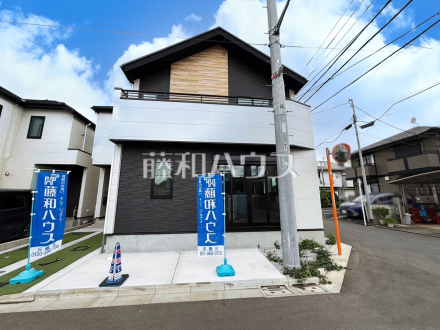 1号棟　生活に溶け込むシンプルなデザインの外観が魅力の新邸です。　【三鷹市大沢５丁目】／撮影日2025/06/13