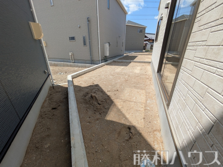 3号棟　庭　【春日井市大留町５丁目】／撮影日2025/05/04