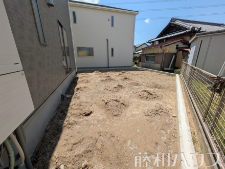 7号棟　庭　【春日井市大留町５丁目】／撮影日2025/05/04