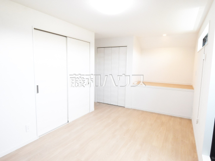 全居室に収納があるので、お部屋が乱雑にならずにスッキリと片付きます。
居室　【清瀬市上清戸２丁目】／撮影日2025/05/11