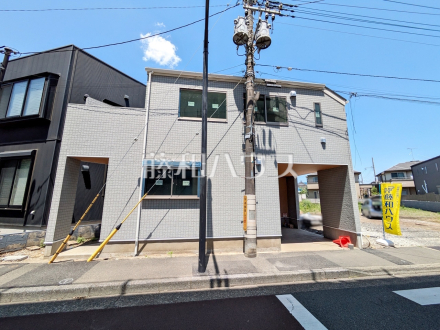 ≪現地外観≫足場が外れて実際の外観が見えてきました。完成までもう少しです。　　【調布市富士見町３丁目】
／撮影日2025/05/08