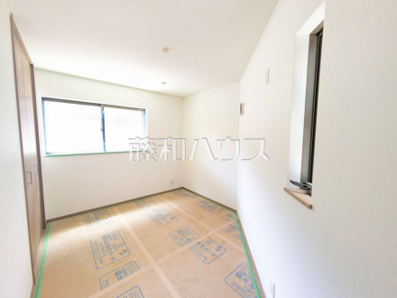 ≪A号棟　居室（建築中）≫ 建物のプレゼンをさせていただきますので、実際の完成イメージを思い描いていただくことができます。お気軽にお問合せ下さい。  【調布市富士見町３丁目】／撮影日2025/05/04