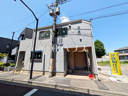 ≪現地外観≫ リビングやキッチンにも収納を設計！【調布市富士見町３丁目】／撮影日2025/05/08