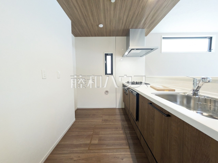 1号棟　キッチン　【府中市四谷３丁目】／撮影日2025/05/03