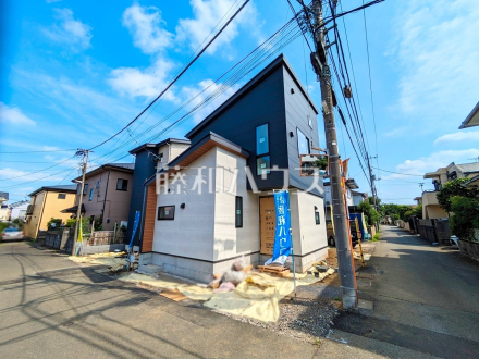 接道状況および現場風景　【立川市若葉町１丁目】周辺環境も合わせてご案内させていただきます。ぜひお気軽にお問い合わせくださいませ。／撮影日2025/07/04