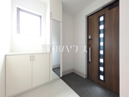 玄関　【東村山市萩山町４丁目】／撮影日2025/06/12