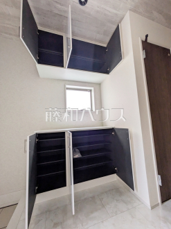 1号棟　玄関収納　【練馬区関町北３丁目】／撮影日2025/05/23
