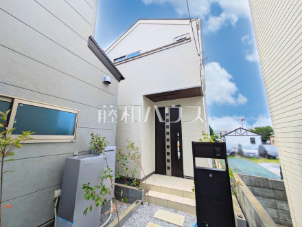 5号棟　外観　【練馬区関町北３丁目】
生活に溶け込むシンプルなデザインの外観が魅力の新邸です。　／撮影日2025/06/02