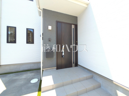 1号棟　玄関　【小平市鈴木町１丁目】／撮影日2025/05/13
