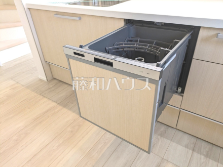 食器洗浄乾燥機　後片付けの手間を削減し、趣味の時間や家族との時間を増やせる食器洗い乾燥機を標準装備／撮影日2025/04/17