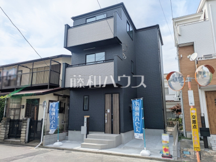 生活に溶け込むシンプルなデザインの外観が魅力の新邸です。 　【新座市石神３丁目】／撮影日2025/05/15