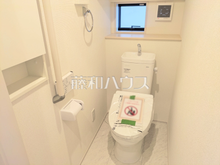 トイレ　【新座市石神３丁目】
きれいでさわやか、ウォシュレット付きトイレ　／撮影日2025/06/02