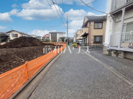 接道状況および現場風景　【練馬区土支田１丁目】／撮影日2025/03/06