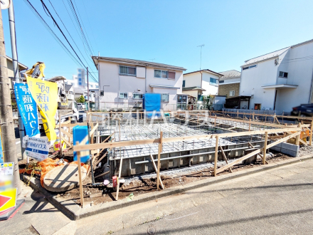≪1号棟　外観≫ ここに住む方を想像して、着々と建築しております！ 　【調布市染地１丁目】／撮影日2025/04/14