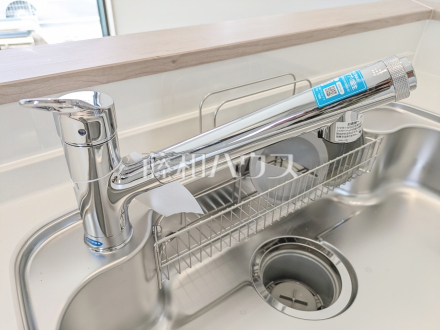 N号棟　浄水器　【八王子市大塚】　いつでもおいしいお水が飲める浄水器一体型水栓も完備。　／撮影日2025/06/20
