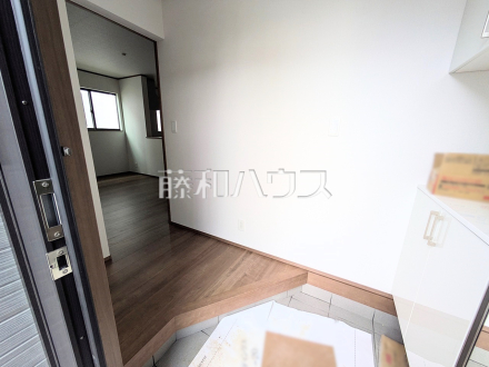 C号棟　玄関　【調布市染地３丁目】／撮影日2025/06/06