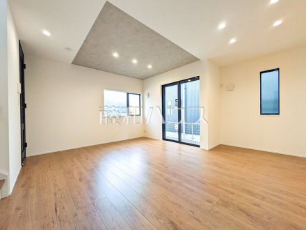 6号棟　リビング　【東村山市廻田町２丁目】／撮影日2025/11/02