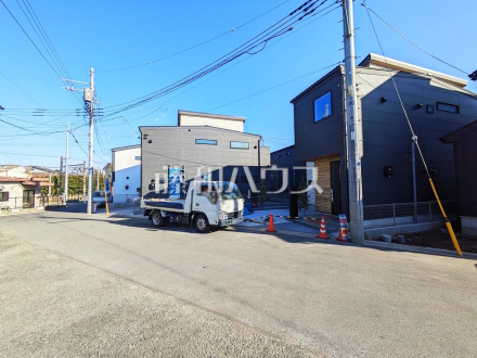 接道状況および現場風景　【東村山市廻田町２丁目】／撮影日2025/10/16