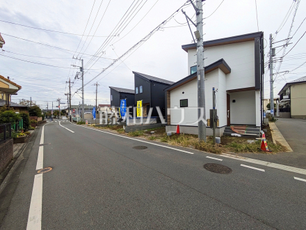 接道状況および現場風景　【東村山市廻田町２丁目】／撮影日2025/11/13