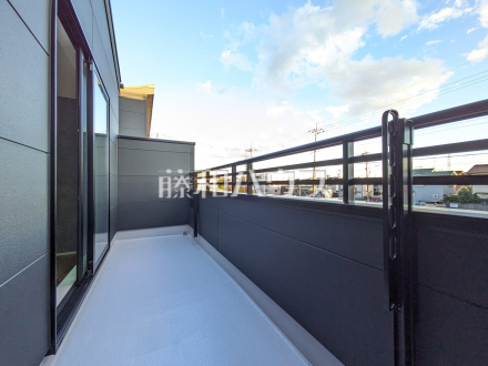 2号棟　バルコニー　【東村山市廻田町２丁目】／撮影日2025/11/10