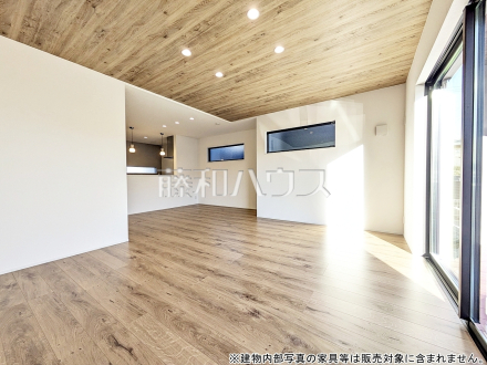 2号棟　リビング　【東村山市廻田町２丁目】／撮影日2025/12/04