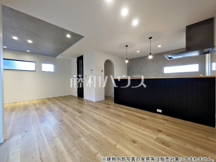 4号棟　リビング　【東村山市廻田町２丁目】／撮影日2025/12/04