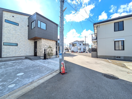 4号棟　玄関　【東村山市廻田町２丁目】／撮影日2025/10/30