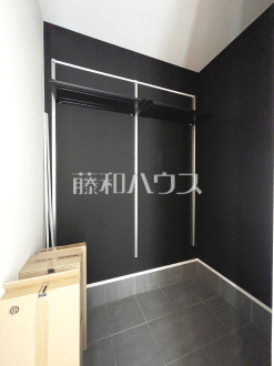5号棟　ウォークインクローゼット　【東村山市廻田町２丁目】／撮影日2025/10/30