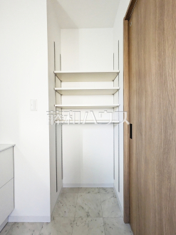 5号棟　収納　【東村山市廻田町２丁目】／撮影日2025/10/30