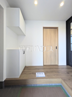 5号棟　玄関ホール　【東村山市廻田町２丁目】／撮影日2025/10/30