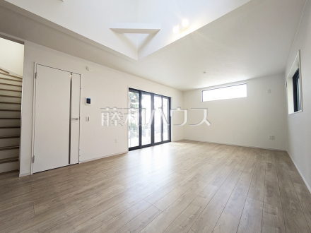 リビング　【東村山市青葉町２丁目】／撮影日2025/04/05