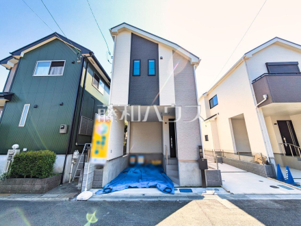 2号棟　外観　【東久留米市滝山３丁目】 周辺環境はもちろん、日当たりや設備仕様など、実際に行ってみないと分からないことも多くございます。営業担当がご案内いたしますので、お気軽にお問い合わせください。 ／撮影日2025/05/08