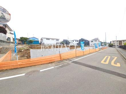 接道状況および現場風景　【西東京市南町６丁目】
物件の事、諸費用の事など、小さな疑問も担当の田無店までお気軽にご連絡・ご相談下さい♪　／撮影日2025/05/24