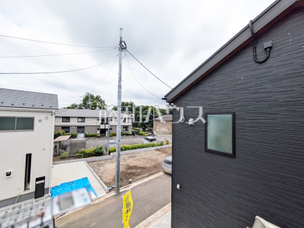 バルコニー眺望　　【府中市西府町１丁目】 周辺環境はもちろん、日当たりや設備仕様など、実際に行ってみないと分からないことも多くございます。営業担当がご案内いたしますので、お気軽にお問い合わせください。 ／撮影日2025/06/02
