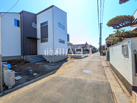 接道状況および現場風景　【小平市津田町２丁目】／撮影日2025/03/21