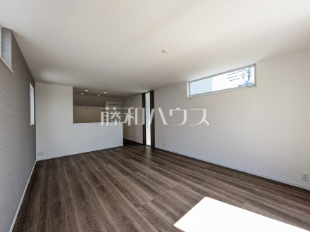 2号棟　リビング　【小平市津田町２丁目】／撮影日2025/03/21