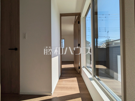 2号棟　2階廊下　【小平市津田町２丁目】／撮影日2025/03/21