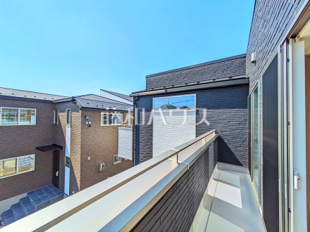 2号棟　バルコニー　【小平市津田町２丁目】／撮影日2025/03/21
