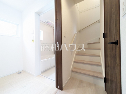 3号棟　1階廊下　【小平市津田町２丁目】／撮影日2025/03/21