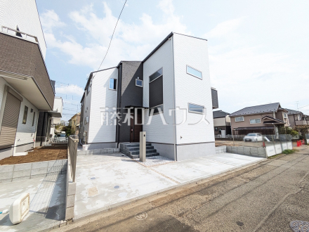 3号棟　外観　【小平市津田町２丁目】
一戸建ての多いエリアのため、静かで落ち着いた雰囲気の街並みです。　／撮影日2025/04/10