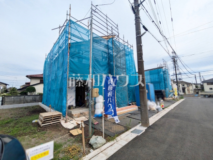 ≪3号棟　外観≫全居室角部屋仕様で2面採光を建築！お天気の良い日には窓を開けて換気もできるので気持ち良いですね。【調布市深大寺東町６丁目】　／撮影日2025/06/06