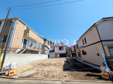 ≪現地外観≫きれいに整備された敷地。これから夢の新邸がここに建ちます。 　【調布市深大寺南町２丁目】／撮影日2025/03/21