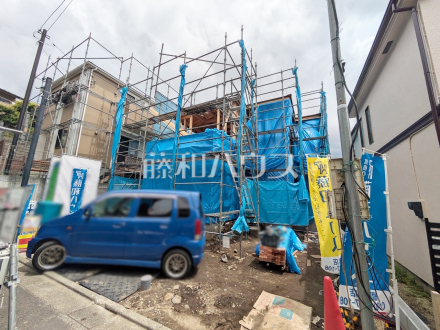 ≪現地外観≫床暖房・食洗機など 日々の生活を豊かに、暮らしを心地良くする先進の設備の住宅。　【調布市深大寺南町２丁目】／撮影日2025/05/09