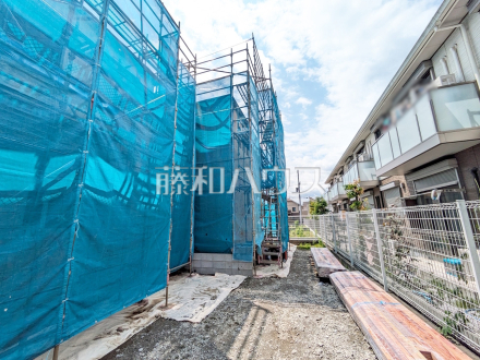 ≪1号棟　外観≫ 全居室角部屋仕様で2面採光を実現！お天気の良い日には窓を開けて換気もできるので気持ち良いですね。 　【調布市飛田給２丁目】／撮影日2025/06/01