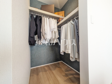 27号棟モデルハウス　ウォークインクローゼット　【新座市野火止３丁目】／撮影日2026/03/27