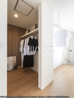 【建物プラン例】プラン例は土地購入者の設計プランの参考のための一例であって、当該プランの採用可否は任意です。　
[参考プラン] 
建物価格：1,870万円（税込）　建物面積：95.86m²／撮影日2024/11/08