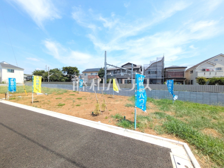 8号地　ご家族ぞれぞれの思い出と、どこまでも広がる空を独り占め！暖かな光に包まれ四季折々の風を感じる、幸せの空間がここに。　【国立市谷保】／撮影日2025/08/04